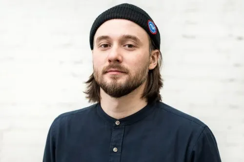 Александр Lay-Far Александр Lay-Far
