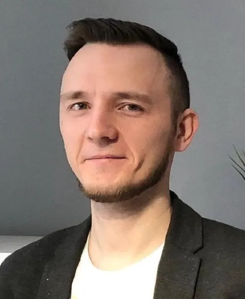 Михаил Никипелов Михаил Никипелов