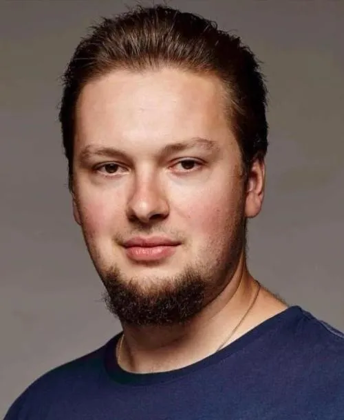 Михаил Овчинников Михаил Овчинников