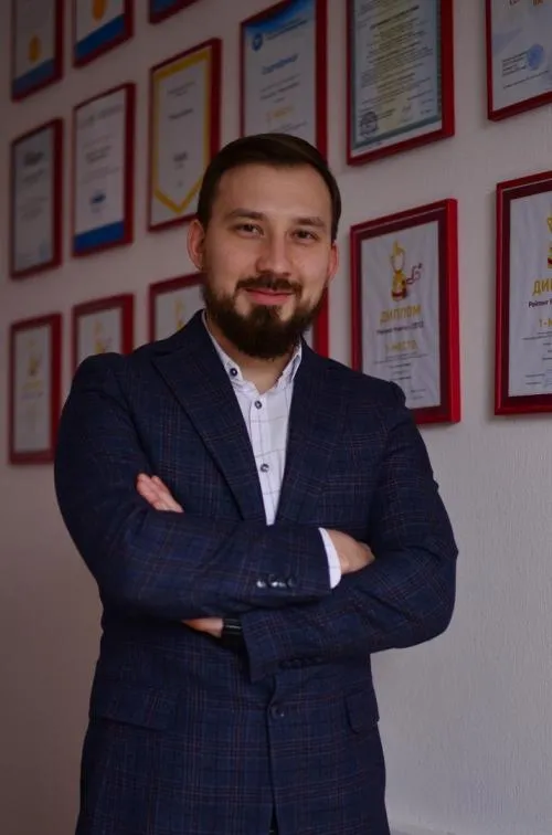 Тимур Угулава Тимур Угулава