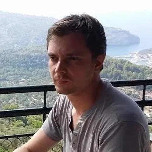 Роман Олейников Роман Олейников